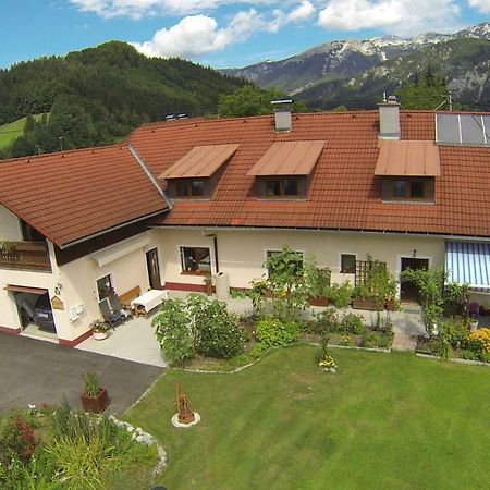 Ferienwohnung Brandstatter Виндишгарстен Экстерьер фото